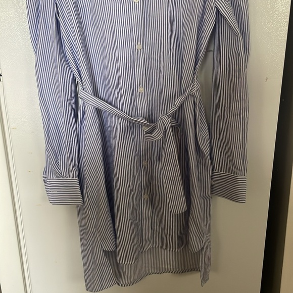 BCBGMaxAzria XS Cotton Blue Striped Cold Shoulder Dress - Picture 4 of 6